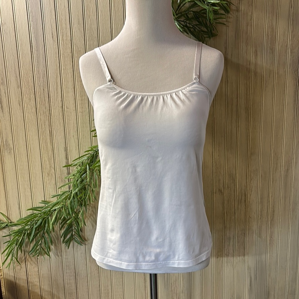Soft Surroundings White Camisole Top built in bra, 34D EUC